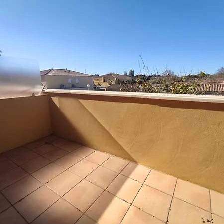 Apartment 16, La Palmeraie, Au Village Naturiste