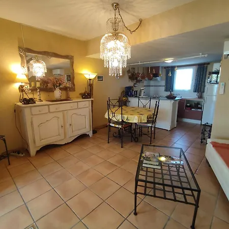 16, La Palmeraie, Au Village Naturiste 阿格德