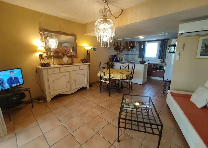 16, La Palmeraie, Au Village Naturiste Agde